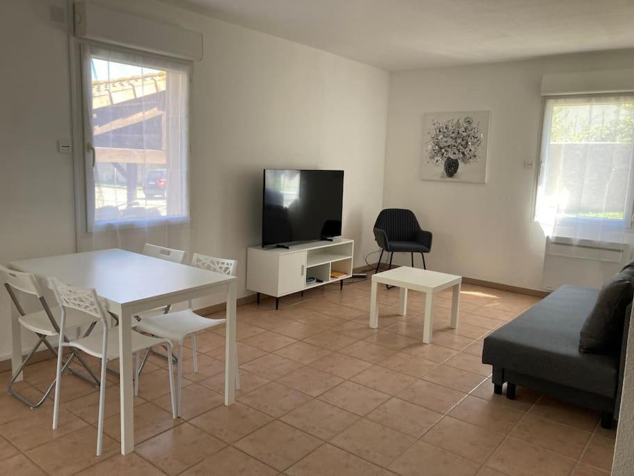 Appartement Tres Calme, Rdc, 800 M De La Cite Medievale Classee Au Patrimoine De L'Unesco Carcassonne Dış mekan fotoğraf